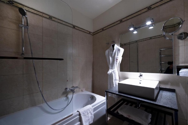 Phi Hotel Bologna image 12
